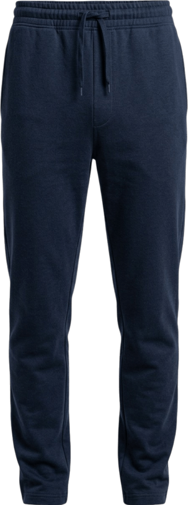 Joven con pants deportivo azul marino y playera básica blanca